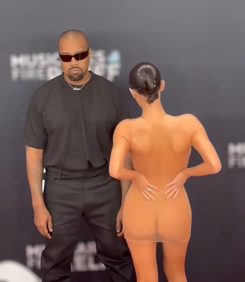 Vazou Kanye West Exibindo Esposa no Grammy #80ZN3owm